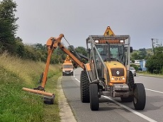 Tracteur-épareuse et fourgon DIR Centre-Est